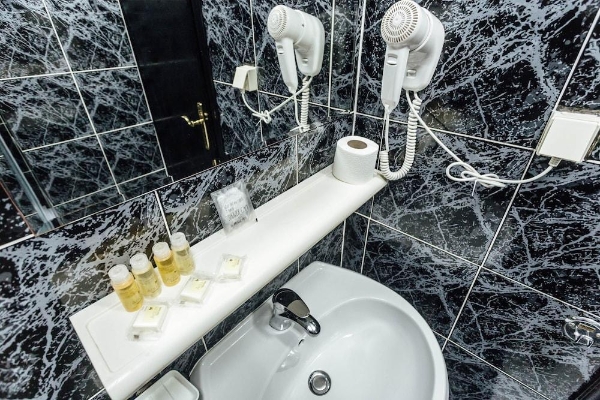 Hotel Azzurro (Grabe)
